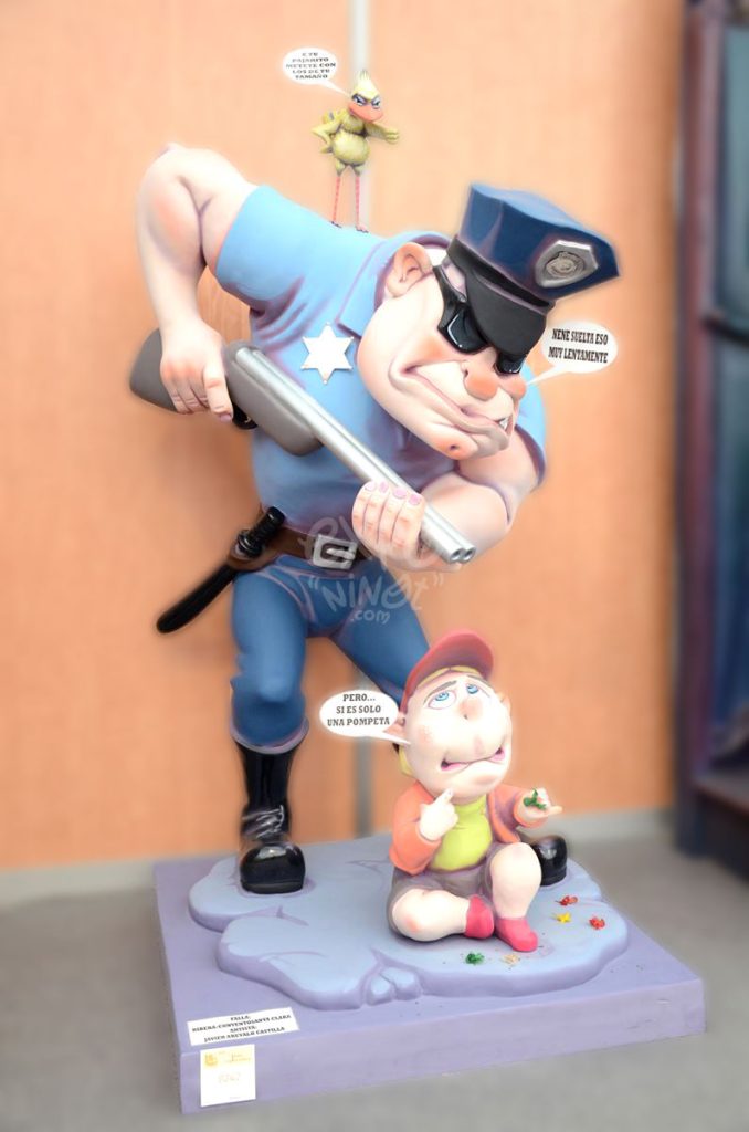 Año 2014, falla Ribera, Convento Santa Clara, sección primera a, Artista: Javier Arévalo Castilla.