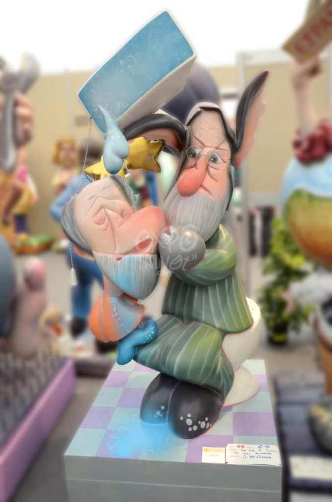 Año 2014, falla San José Pignatelli, Avenida Doctor Peset Aleixandre, sección sexta b, Artista: José Vicente Cebrián Minguet.