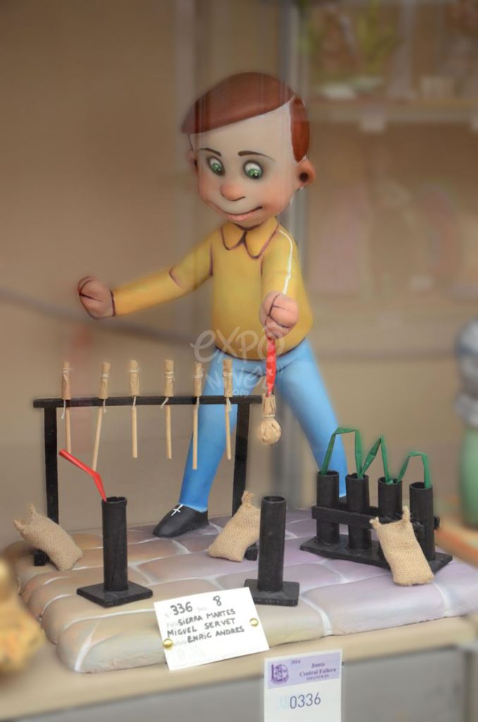 Año 2014, falla Sierra Martes, Miguel Servet, sección octava Infantil, Artista: Enric Andrés Alandi.