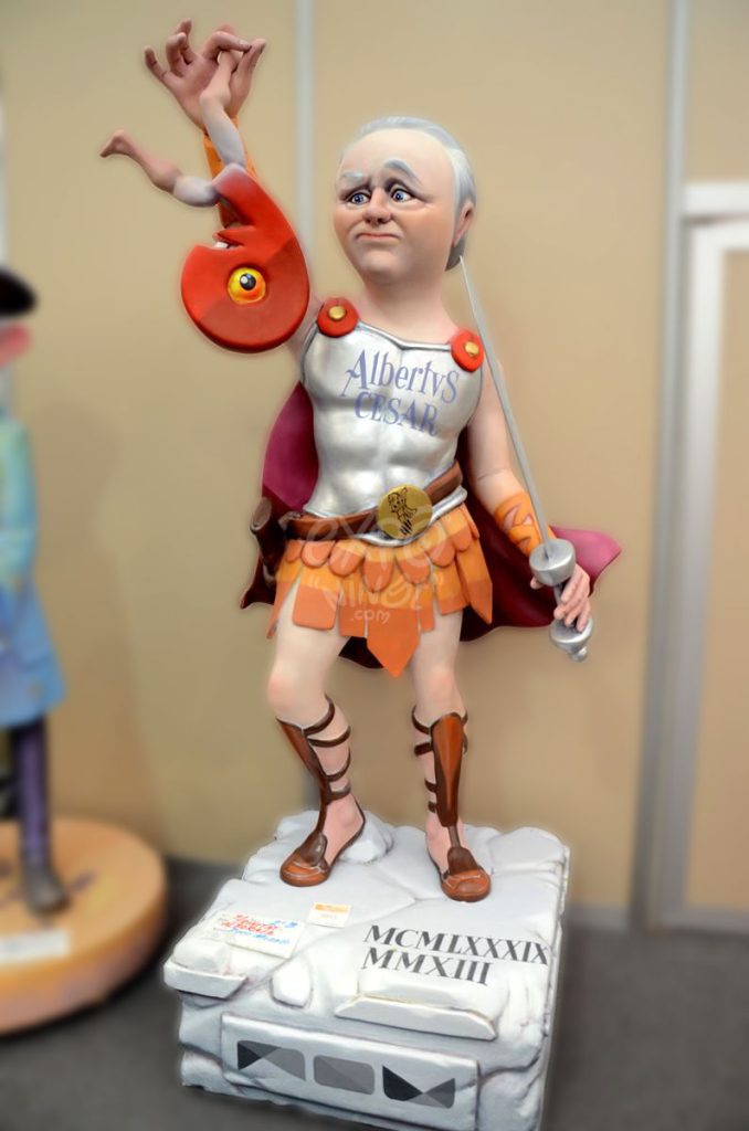 Año 2014, falla Trinidad, Alboraya, sección segunda b, Artista: Francisco Mesado Poveda.