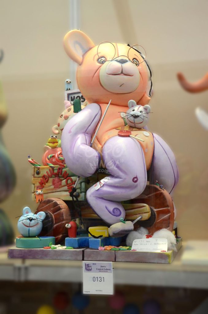 Año 2014, falla Yecla, Cardenal Benlloch, sección séptima Infantil, Artista: Santiago Parrado Dobón.