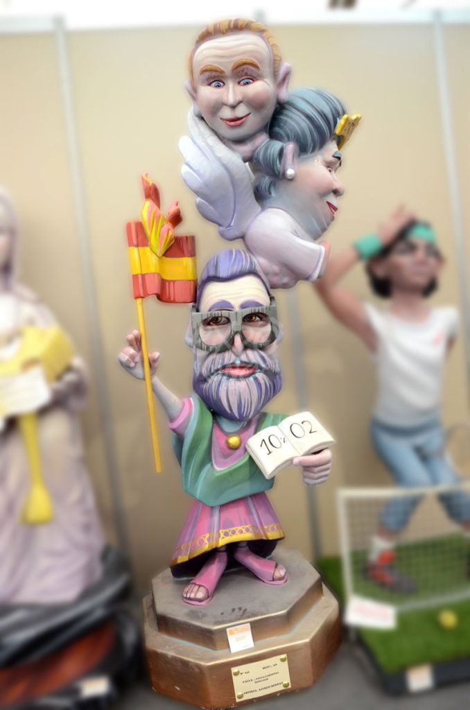 Año 2014, falla Yecla, Cardenal Benlloch, sección tercera a, Artista: Alfredo Bernat Cano.