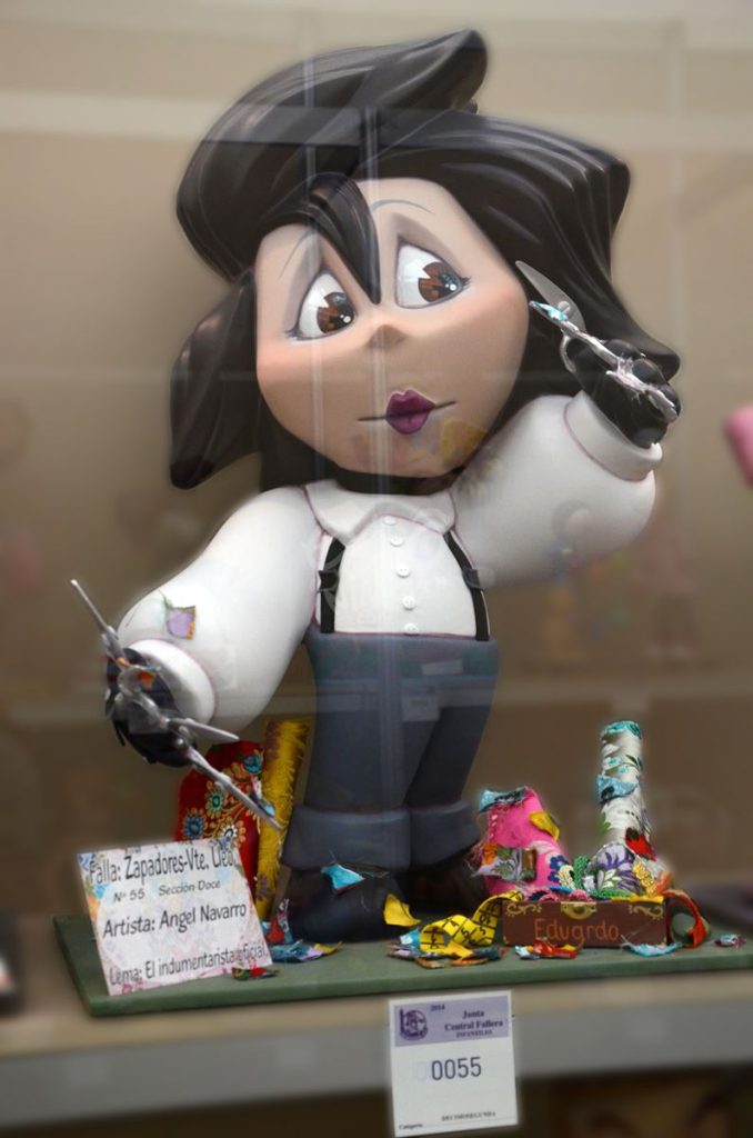 Año 2014, falla Zapadores, Vicente Lleó, sección duodécima Infantil, Artista: Ángel Navarro Requena.