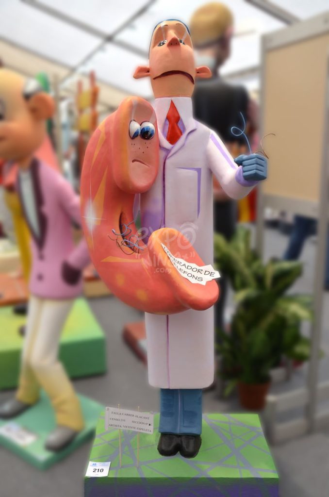 Año 2015, falla Alicante, sección sexta c, Artista: Vicente Espeleta García.