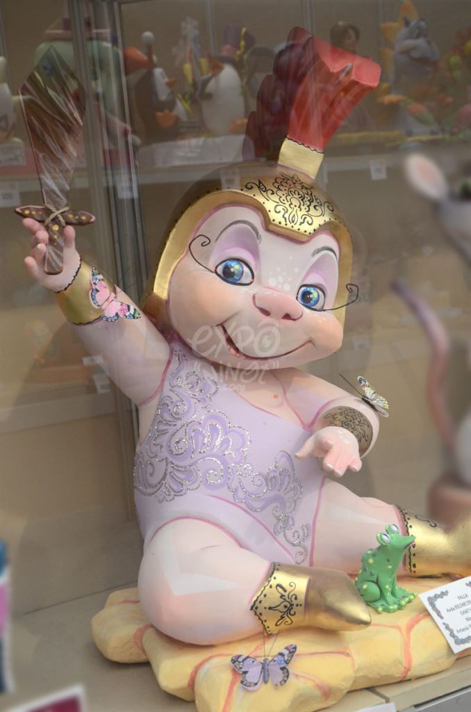 Año 2015, falla Avenida Antig Regne de Valencia, San Valero, sección decimoquinta Infantil, Artista: Lorenzo Fandos Ayoro.