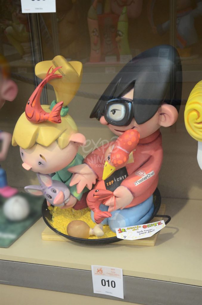 Año 2015, falla Avenida del Oeste, sección tercera Infantil, Artista: Vicente Francisco Lorenzo Albert.