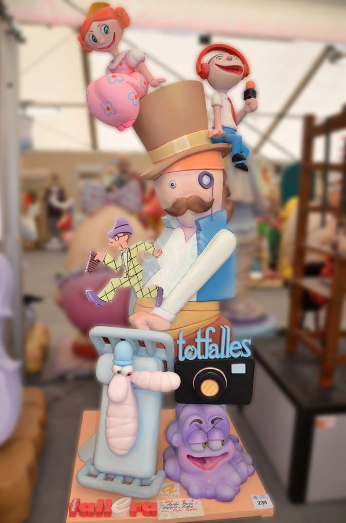 Año 2015, falla Avenida Peris y Valero, Cuba, sección cuarta a, Artista: José Sales Asián.