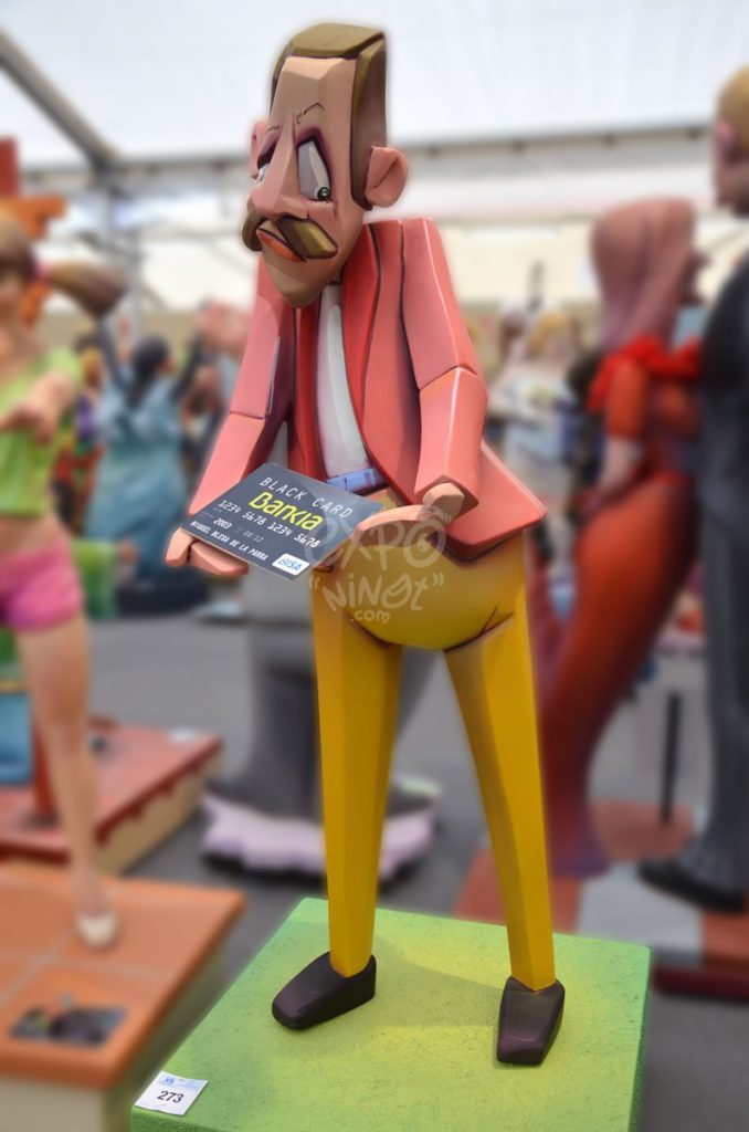 Año 2015, falla Avenida Regne de Valencia, Maestro Serrano, sección sexta c, Artista: Pedro Espadero Colmenar.