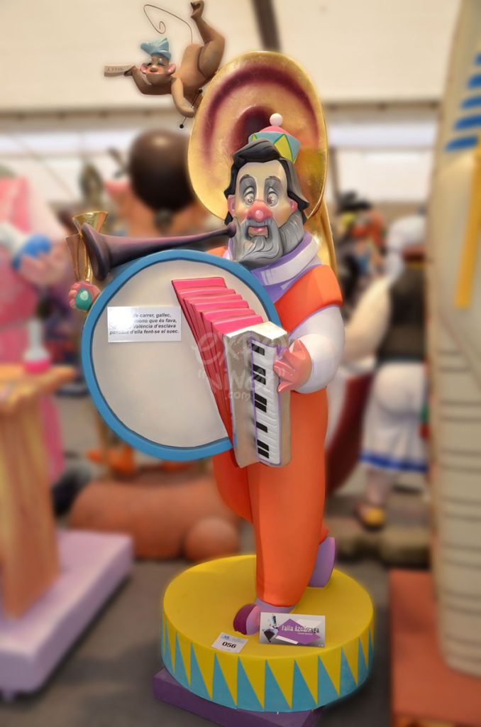 Año 2015, falla Azcárraga, Fernando El Católico, sección tercera a, Artista: Vicente Martínez Aparici.