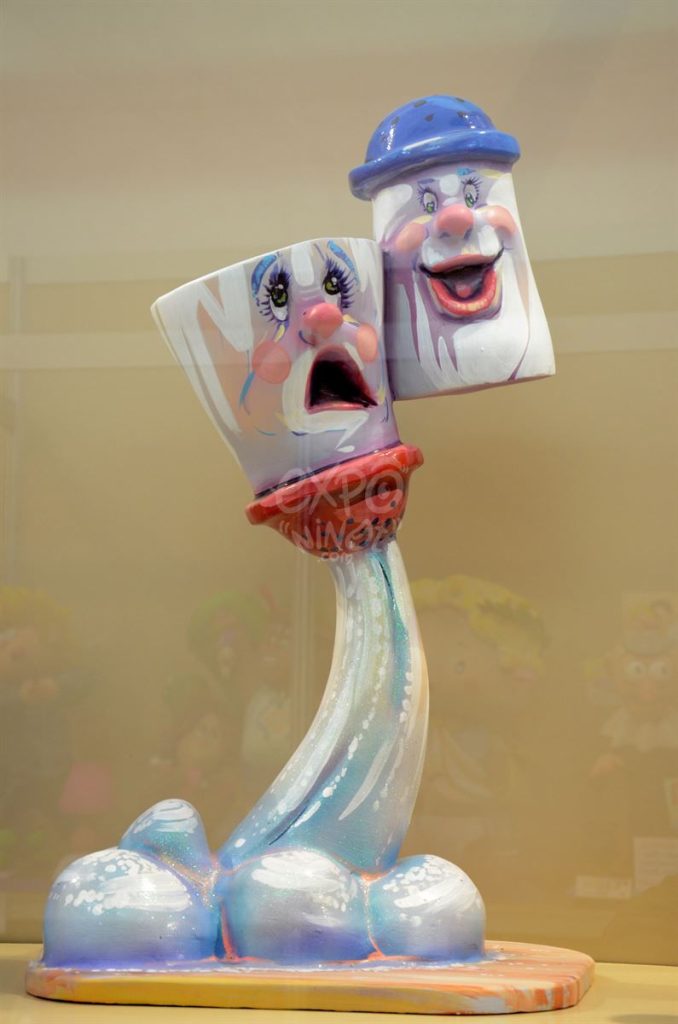 Año 2015, falla Barón San Petrillo, Leonor Jovani, sección novena Infantil, Artista: Arturo Vallés Bea.