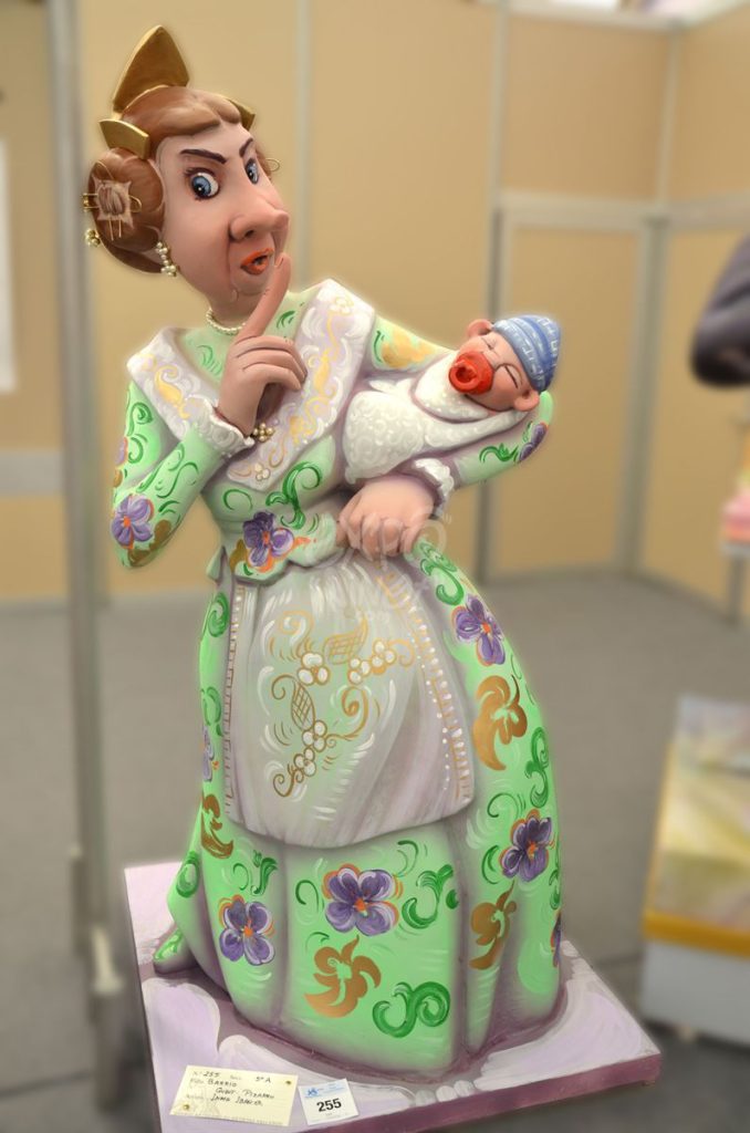 Año 2015, falla Barrio Quint, Pizarro, sección quinta a, Artista: Inmaculada Ibáñez Marco.