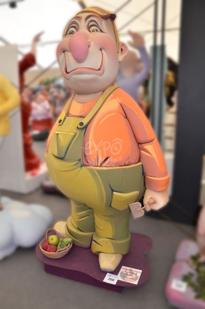 Año 2015, falla Cádiz, Denia, sección cuarta b, Artista: Toni Pérez.