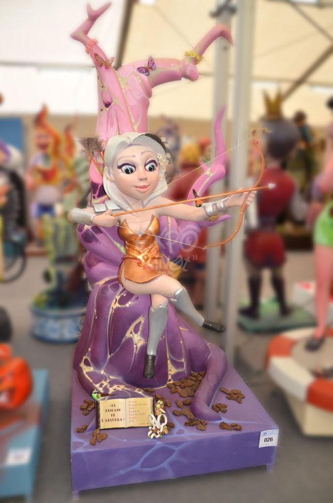 Año 2015, falla Ciudad del Artista Fallero, sección cuarta b, Artista: Desirée Triviño Meseguer.