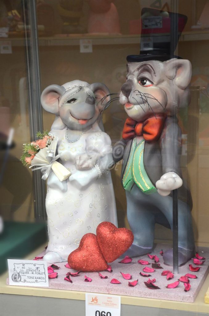 Año 2015, falla Conchita Piquer, Monestir de Poblet, sección decimoquinta Infantil, Artista: Antonio Ramos Asensi.