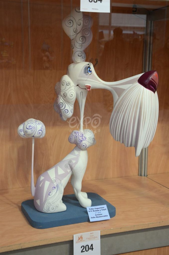 Año 2015, falla Espartero, Gran Vía Ramón y Cajal, sección primera Infantil, Artista: Julio Monterrubio Fernández.