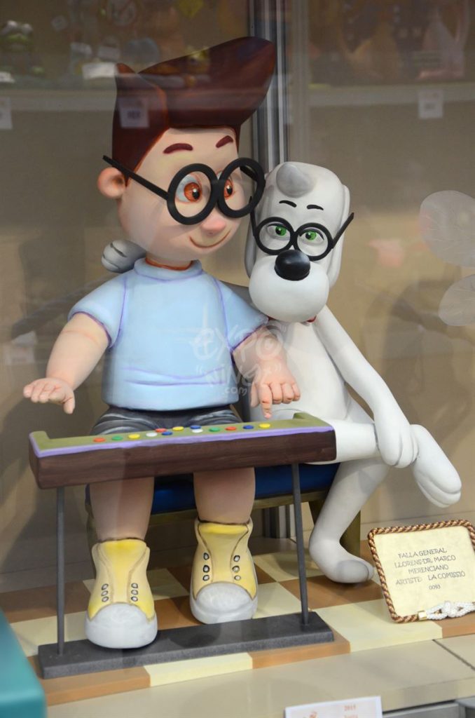 Año 2015, falla General Llorens, Doctor Marco Merenciano, sección decimoséptima Infantil, Artista: La Comisión.