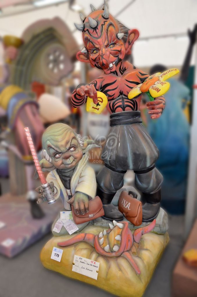 Año 2015, falla Hierros, Juan Bautista Perales, sección cuarta a, Artista: Luis Espinosa Olmos.