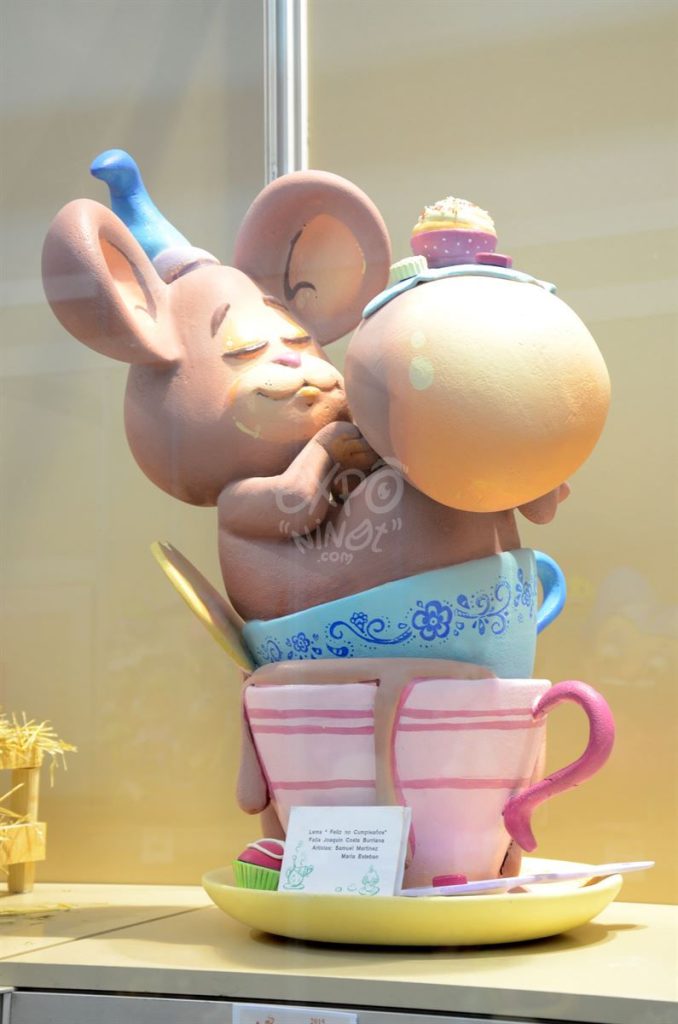 Año 2015, falla Joaquín Costa, Burriana, sección octava Infantil, Artistas: María Esteban, Samuel Martínez.