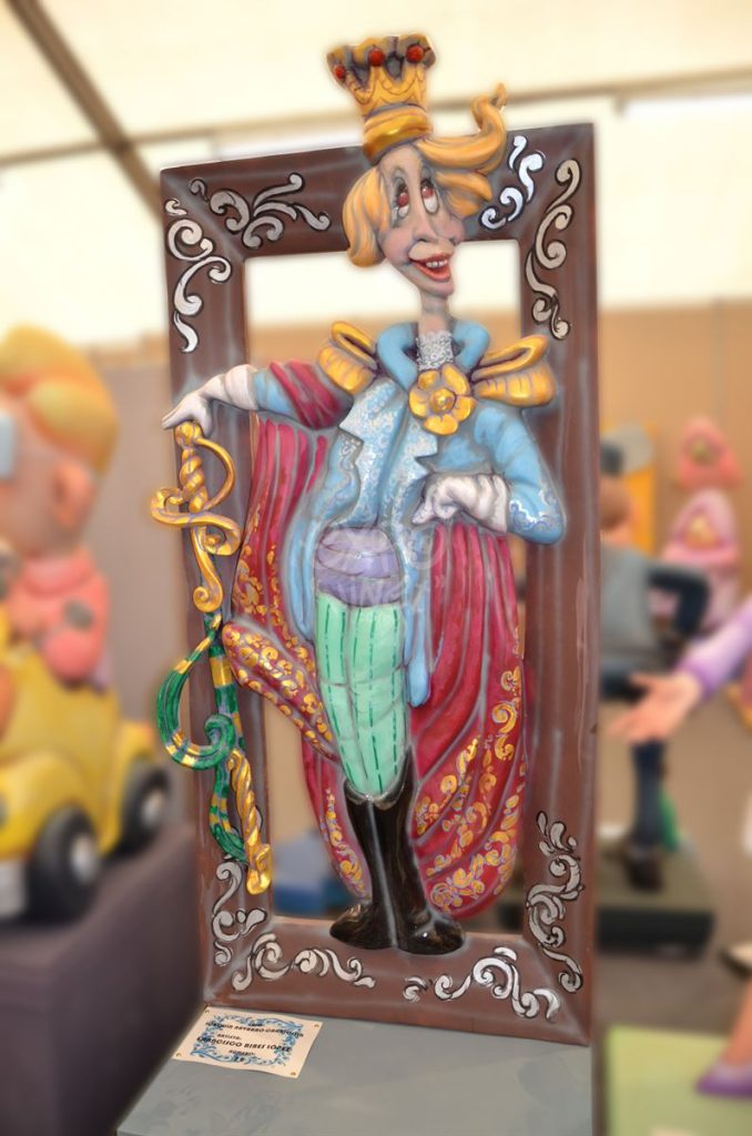 Año 2015, falla Joaquín Navarro, Carrícola, sección quinta b, Artista: Francisco Ribes López.