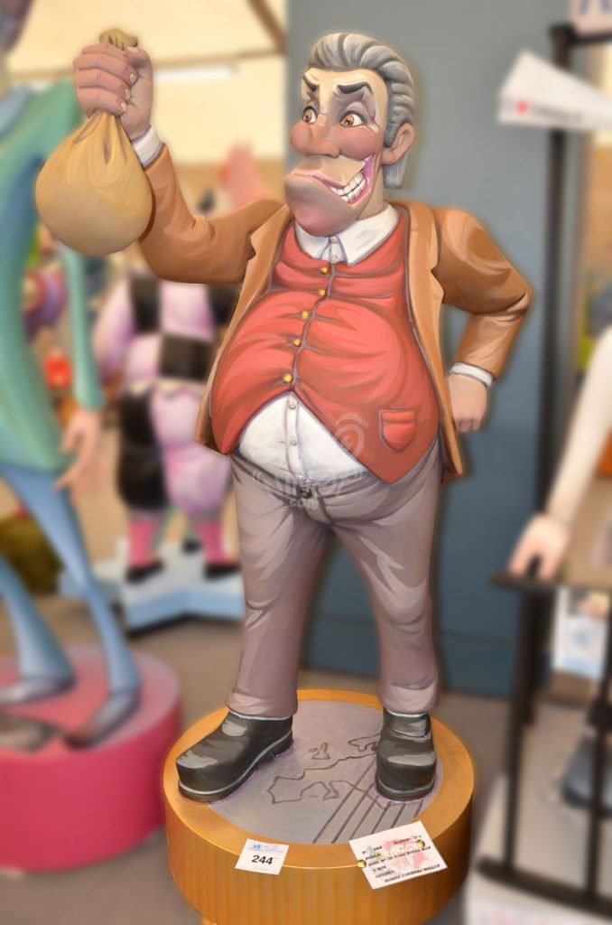 Año 2015, falla José María Haro, Poeta Mas y Ros, sección quinta c, Artista: Sergio Carrero Melián.
