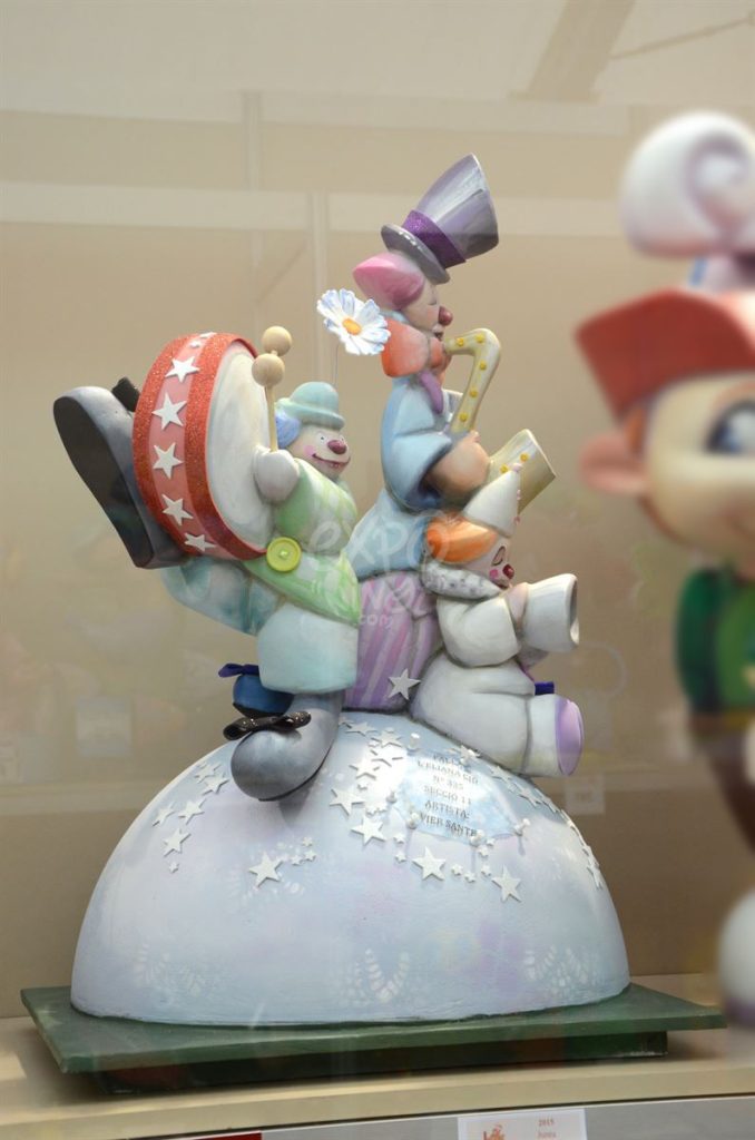 Año 2015, falla La Eliana, Cid, sección undécima Infantil, Artista: Javier Santes Alpuente.