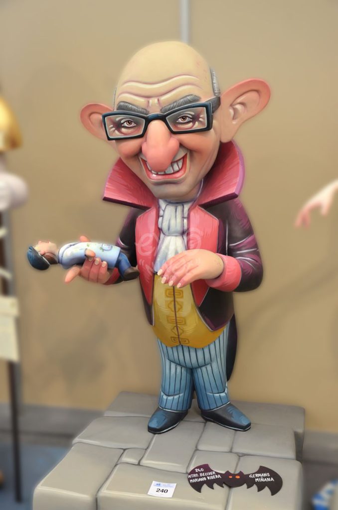 Año 2015, falla Maestro Bellver, Mariano Ribera, sección séptima a, Artista: Hermanos Miñana.