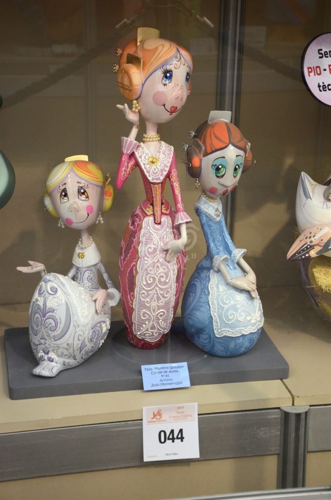 Año 2015, falla Maestro Gozalbo, Conde de Altea, sección segunda Infantil, Artista: Julio Monterrubio Fernández.