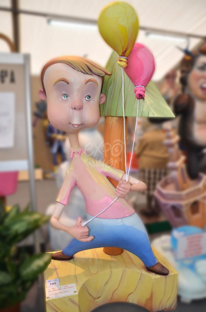 Año 2015, falla Manuel Arnau, Cruz Cubierta, sección sexta a, Artista: José Ramón Espuig Escrivá.