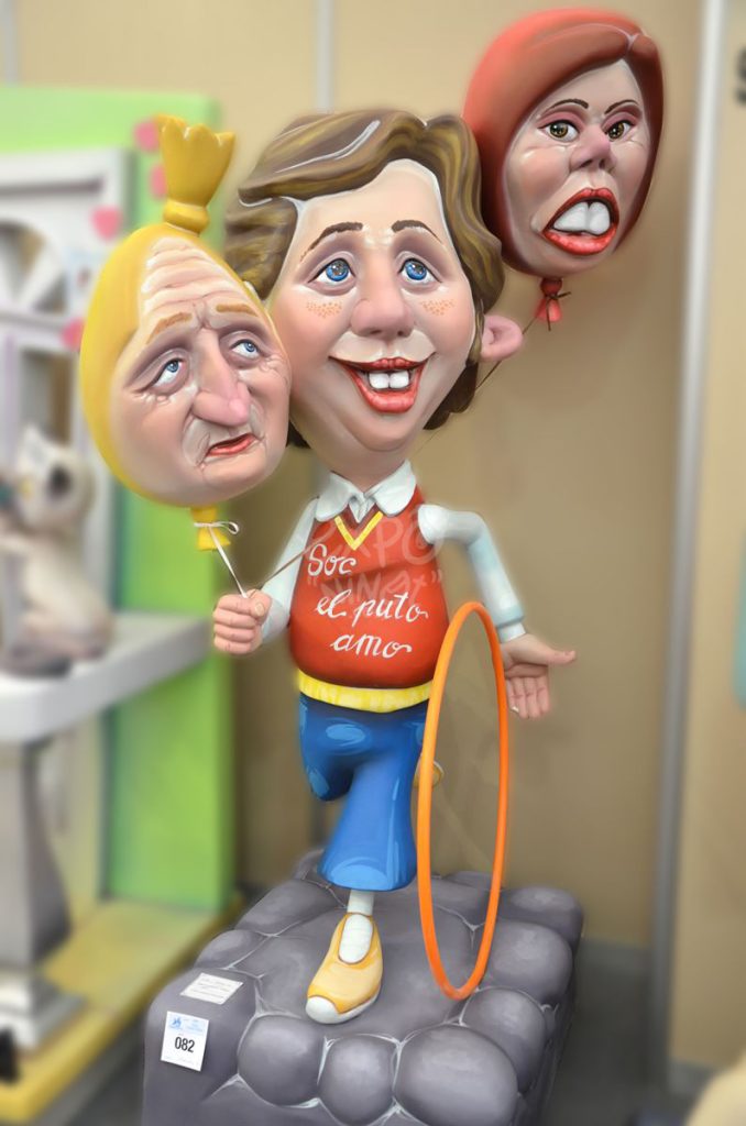 Año 2015, falla Olivereta, Cerdá y Rico, sección segunda b, Artista: José Miguel Corachán Lagunas.