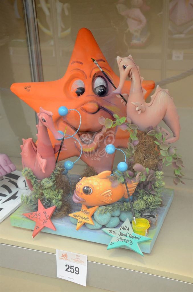 Año 2015, falla Oltá, Juan Ramón Jiménez, sección séptima Infantil, Artista: David Zahonero del Fresno.