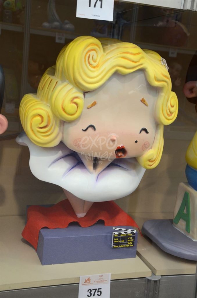 Año 2015, falla Paseo Alameda, Avenida Francia, sección tercera Infantil, Artista: Guillermo Rojas Vera.