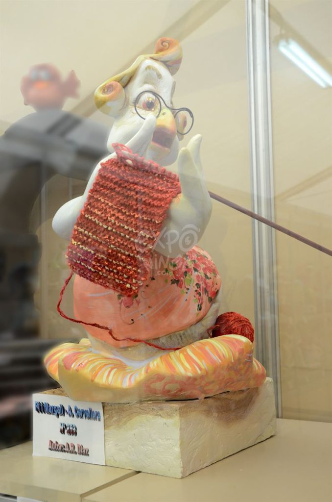 Año 2015, falla Pi y Margall, Arturo Cervellera, sección sexta Infantil, Artista: Alberto Rajadell.