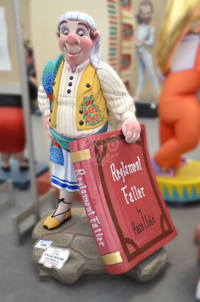 Año 2015, falla Pintor Salvador Abril, Pedro III el Grande, sección cuarta a, Artista: Sergio Edo Llopis.