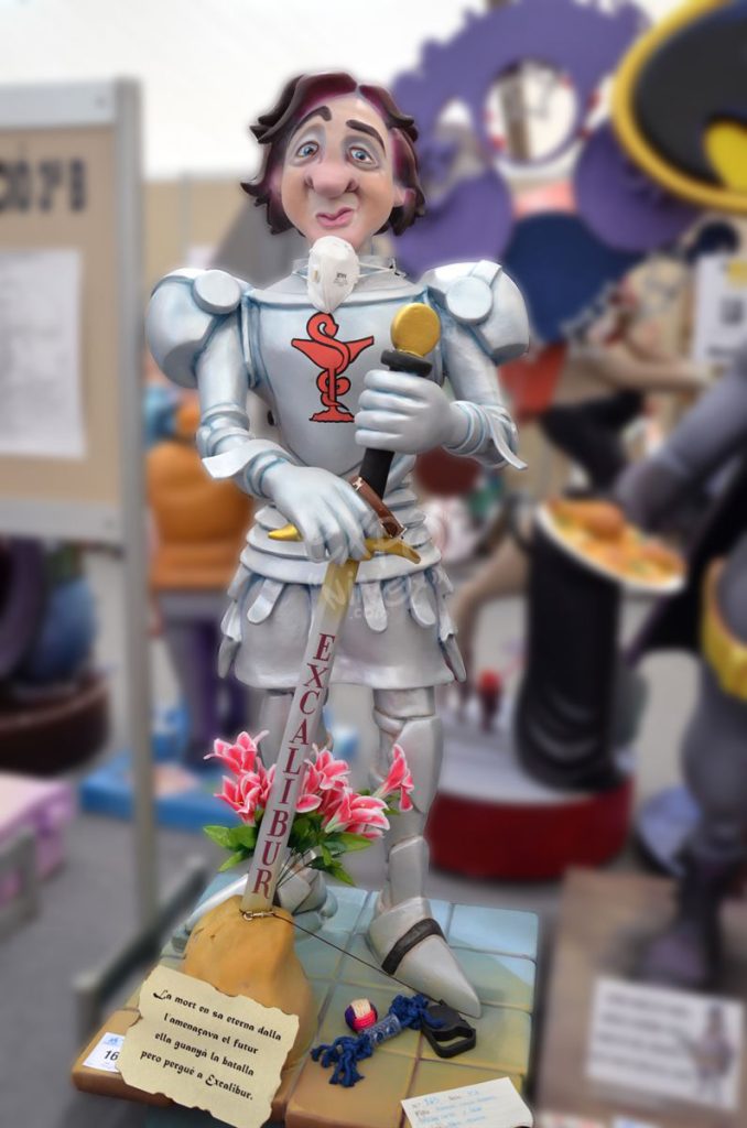 Año 2015, falla Pizarro, Cirilo Amorós, sección tercera b, Artista: Francisco Mesado Poveda.