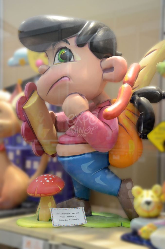 Año 2015, falla Plaça del Poble, Sant Roc, sección undécima Infantil, Artista: José Manuel Felip Gómez.