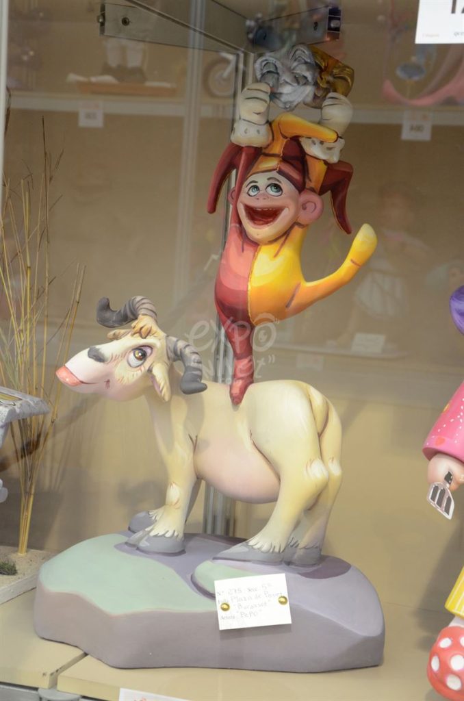 Año 2015, falla Plaza del Pouet, sección quinta Infantil, Artista: José Jarauta Navajas “Pepo”.