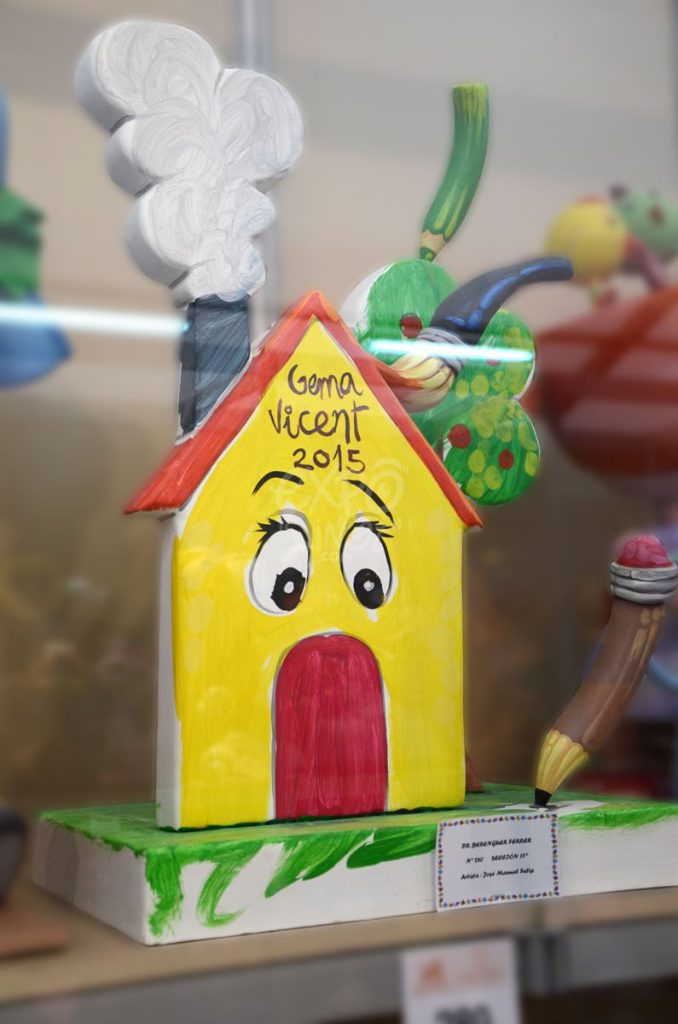 Año 2015, falla Plaza Dr. Berenguer Ferrer, sección decimoséptima Infantil, Artista: José Manuel Felip Gómez.