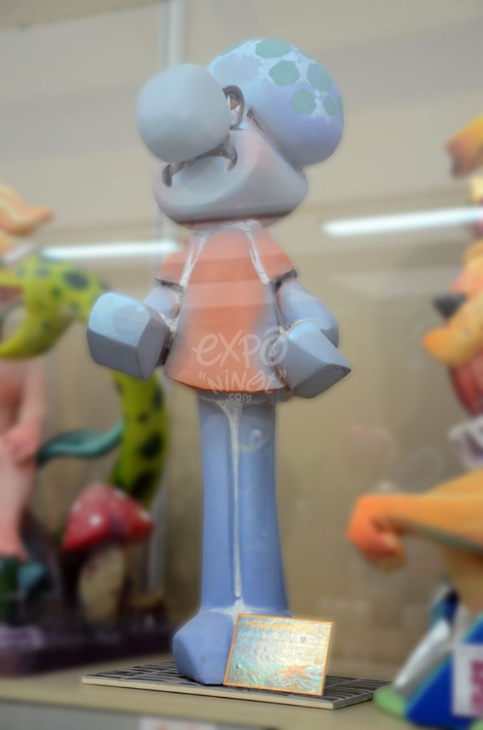Año 2015, falla Plaza Maestro Arambul Sanz, Campanar, sección decimosexta Infantil, Artista: Julio Vicente Fabra Muñoz.
