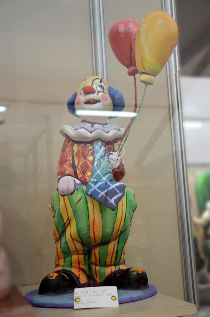 Año 2015, falla Plaza Mosen Mila, sección decimoctava Infantil, Artista: José Jarauta Navajas “Pepo”.