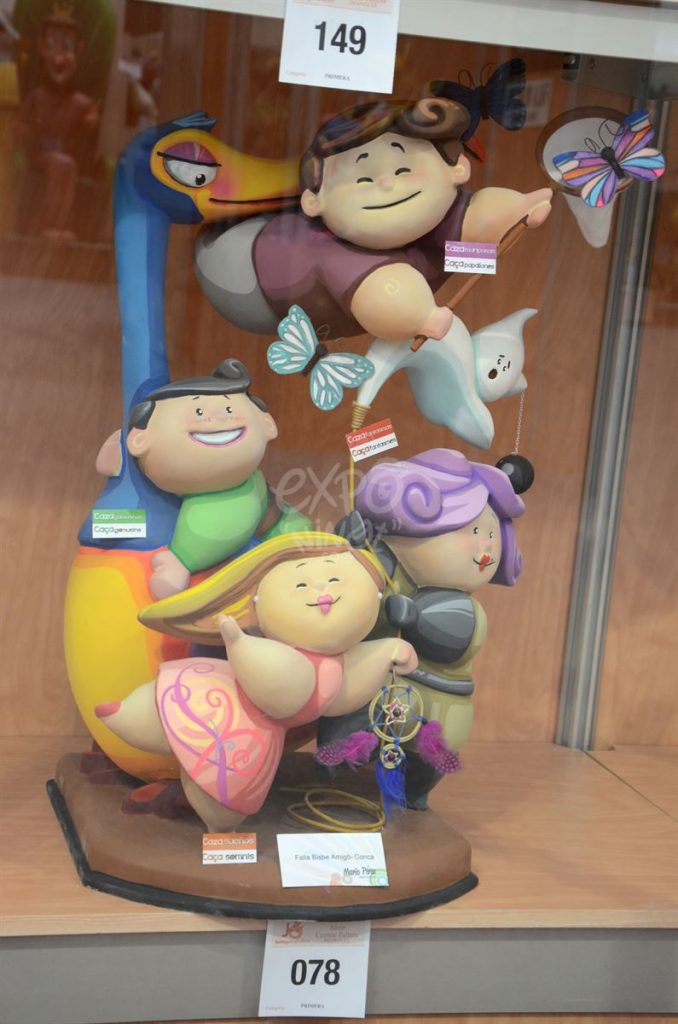 Año 2015, falla Plaza Obispo Amigó, Cuenca, sección primera infantil, Artista: Mario Pérez.