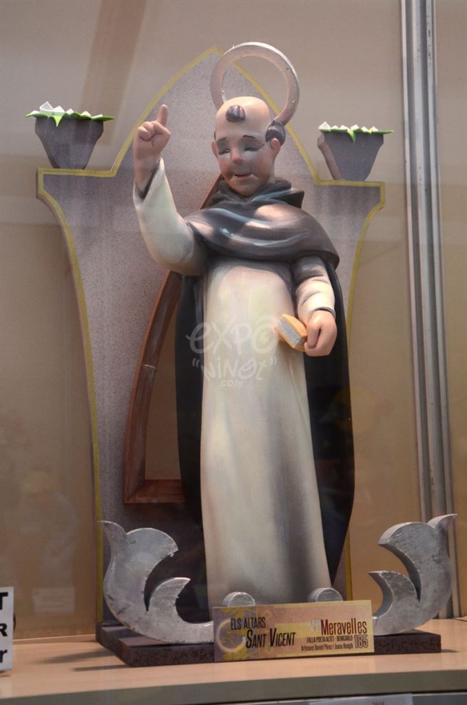 Año 2015, falla Poeta Altet, Benicarló, sección novena Infantil, Artista: Daniel Pérez, Joana Rodglá.
