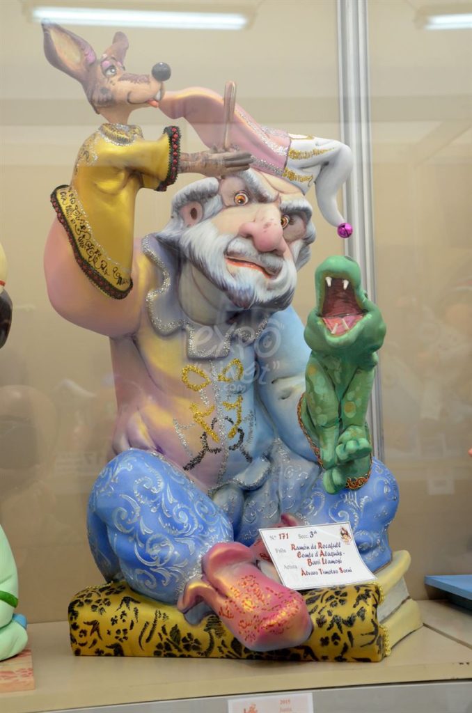 Año 2015, falla Ramón de Rocafull, Conde Alacuas, sección tercera Infantil, Artista: Álvaro Timoteo Sorní.