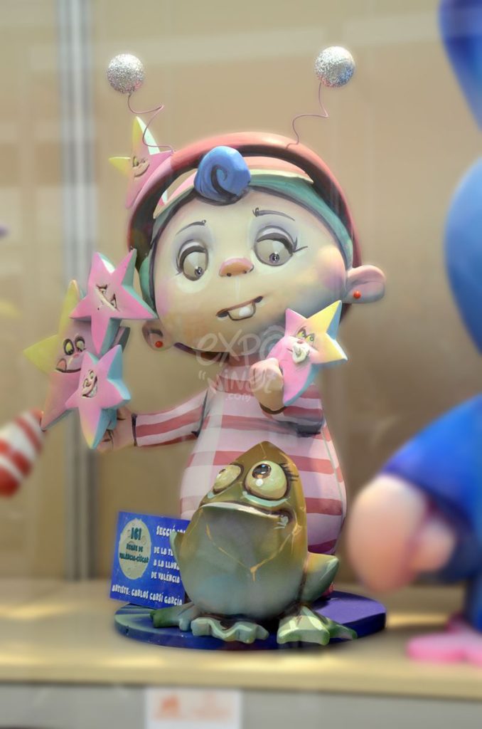 Año 2015, falla Regne de Valencia, Ciscar, sección décima Infantil, Artista: Carlos Carsí García.