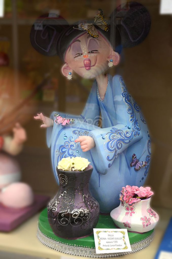 Año 2015, falla Reina, Vicente Guillot, sección décima Infantil, Artista: Lorenzo Fandos Ayoro.