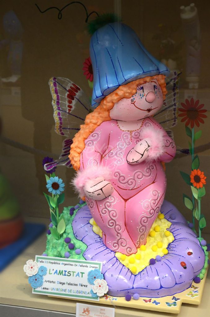 Año 2015, falla República Argentina, Doctor Pallares Iranzo, sección décima Infantil, Artista: Diego Palacios Pérez.