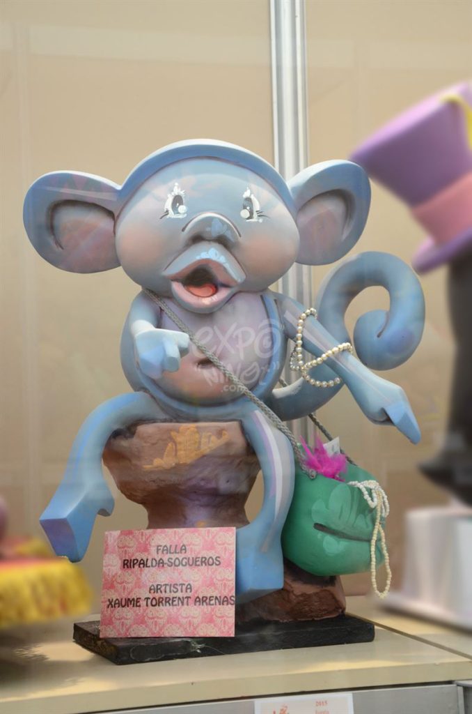 Año 2015, falla Ripalda, Sogueros, sección decimotercera Infantil, Artista: Jaime Torrent Arenas.