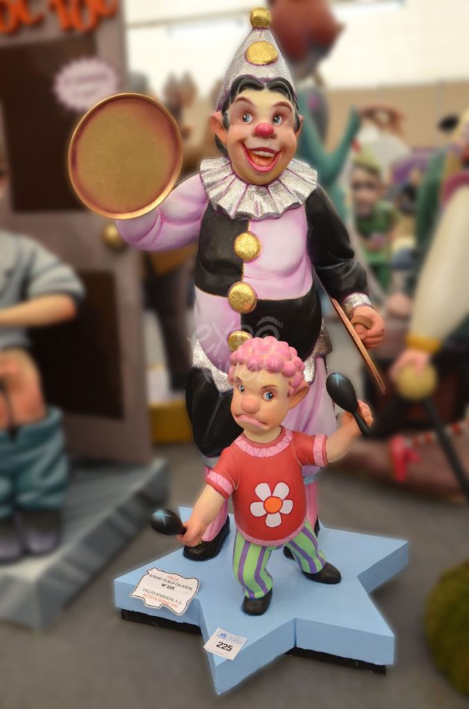 Año 2015, falla Rosario, Plaza Calabuig, sección cuarta c, Artista: Sergio Edo Llopis.
