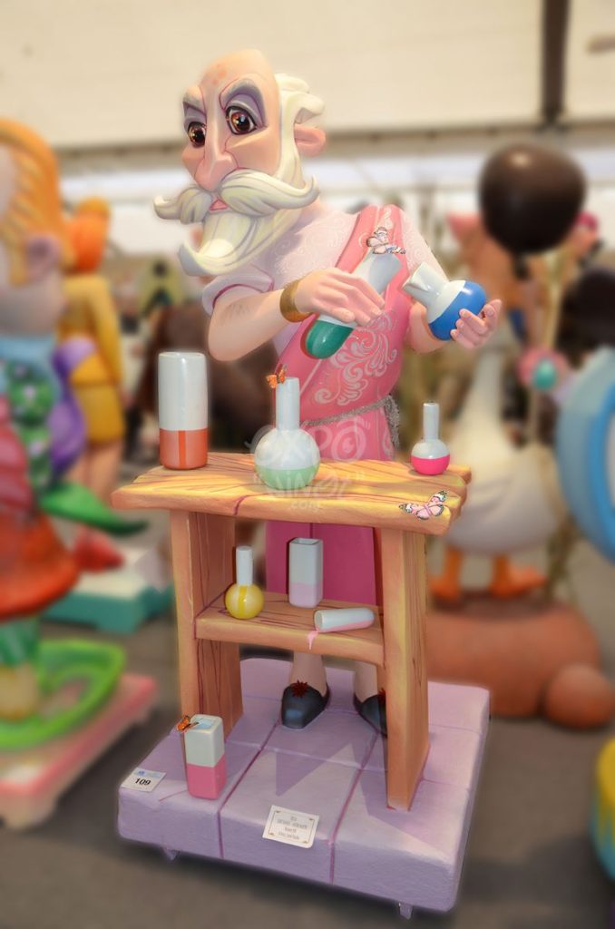 Año 2015, falla San Rafael, Antón Martin, sección tercera a, Artista: Lorenzo Fandos Ayoro.