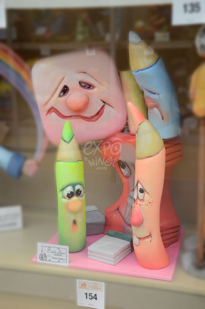 Año 2015, falla San Vicente, Marvá, sección novena Infantil, Artista: Antonio Ramos Asensi.