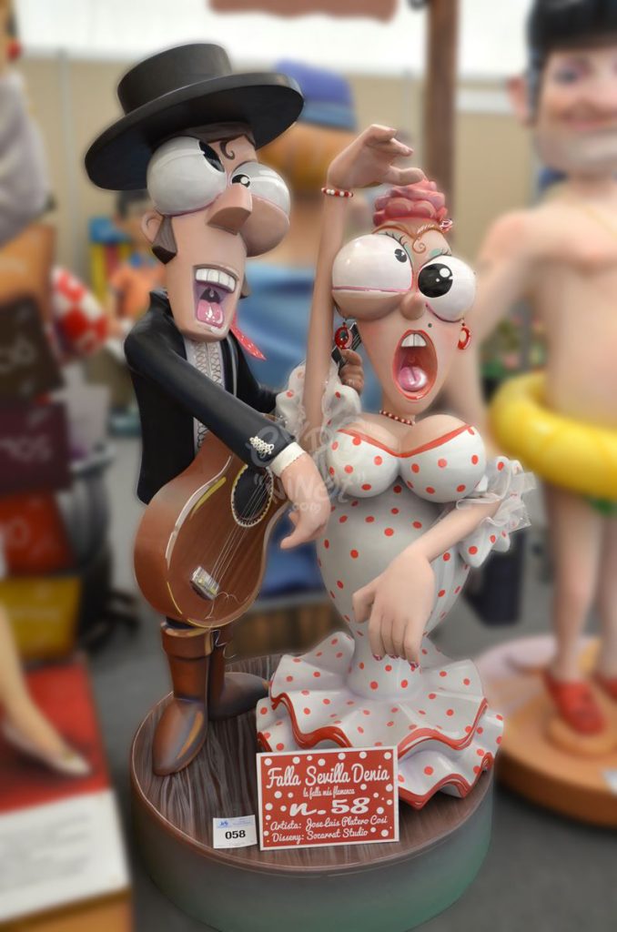 Año 2015, falla Sevilla, Denia, sección cuarta b, Artista: José Luis Platero Cosí.